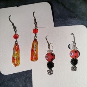 2 Pairs of Vintage Glass Earrings